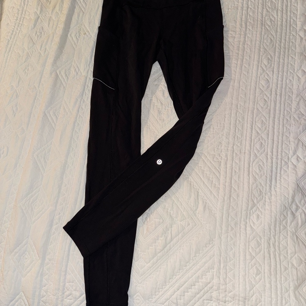 lululemon black 3/4 leggings